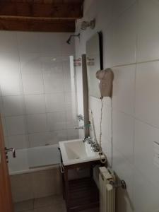 Ванная комната в Pirque mínimo 6 noches