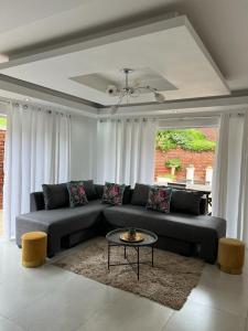 Ruang duduk di Villa Le Rosa Unit 2 +3 gambar