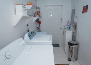 Koupelna v ubytování Maison de Sérénité + 34 fotografií