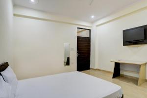 Gallery image of OYO Pinaki Stay Hotel in Noida