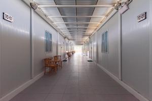 Fotografie z fotogalerie ubytování RedDoorz Container @ Teras Cimanuk Garut v destinaci Garut