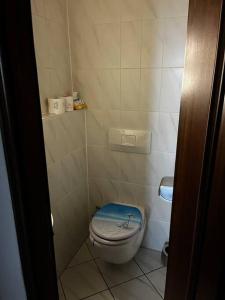 Ванная комната в Cozy&spacious topfloor apartment