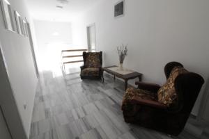 Posezení v ubytování Studios & Rooms Fiesta