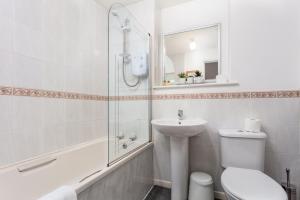 Ένα μπάνιο στο The Original Donnini Apartment +25 φωτογραφίες