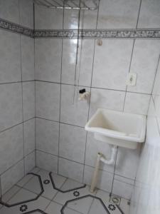 Ένα μπάνιο στο Apartamento de férias na Praia da Pitória +3 φωτογραφίες