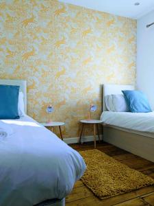 Ένα ή περισσότερα κρεβάτια σε δωμάτιο στο Cardiff 2 Bedroom Luxury House