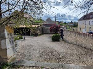 Gallery image of Clos Saint-Priscus - Demeure de Charme en Bourgogne in Saint-Bris-le-Vineux +78 photos
