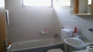 Koupelna v ubytování Apartment Andela + 16 fotografií