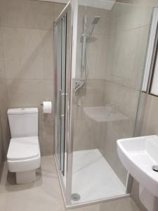 Koupelna v ubytování Mayfield Suites