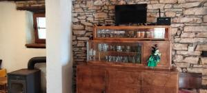 The lounge or bar area at Casa Lambuh