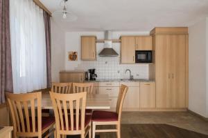 Kuchyňa alebo kuchynka v ubytovaní Residence Reisenschuh