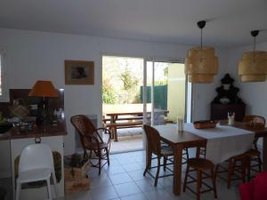 Posezení v ubytování Sanguinet Jolie maison mitoyenne pour 6 pers + 18 fotografií