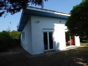 Zdjęcie z galerii obiektu Sanguinet Adorable petite maison proche du Lac du Pavillon w mieście Sanguinet