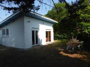 Zdjęcie z galerii obiektu Sanguinet Adorable petite maison proche du Lac du Pavillon w mieście Sanguinet