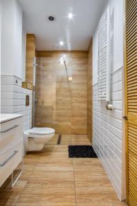 Bilik mandi di NiceApart near Old Town