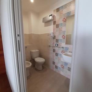 Bilik mandi di L'Attico di Matilde