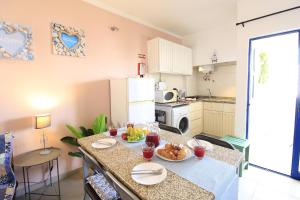 Dapur atau dapur kecil di Praia da Rocha Balcony by Homing