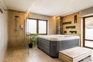 Fotografia z galérie ubytovania Dworek pod Giewontem - Jacuzzi & Sauna v destinácii Kościelisko