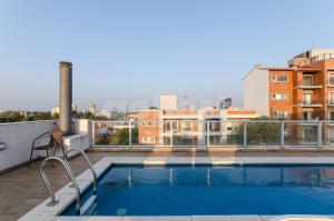 Bazén v ubytování Ample 2 Bedroom Close To Shopping Del Sol nebo v jeho okolí