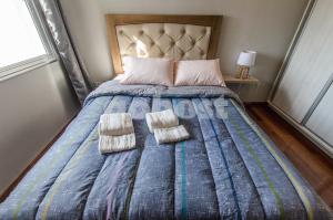 Postel nebo postele na pokoji v ubytování Ample 2 Bedroom Close To Shopping Del Sol