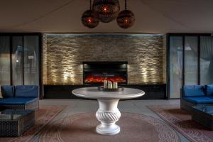 Posezení v ubytování Marin Suites Hotel