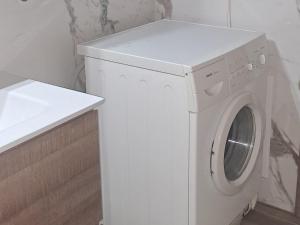 Kép HOMER szállásáról Ájiosz Athanászioszban a galériában