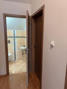 Koupelna v ubytování Hotel Lony