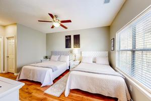 Postel nebo postele na pokoji v ubytování Legends Resort - Montrose G