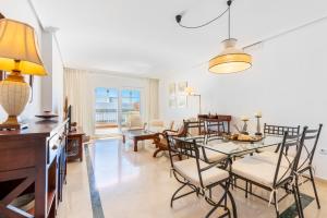 Χώρος καθιστικού στο Spectacular Penthouse Puente Romano