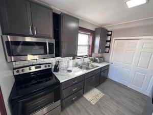 Gallery image of New 3 Bedroom City Escape in Saint Louis
