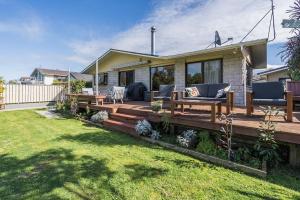 O grădină în afara Stay and Play in Motueka