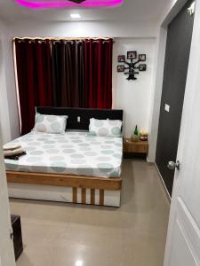 Φωτογραφία από το άλμπουμ του Enjoy in Heaven στο Αχμενταμπάντ