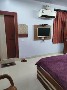 โทรทัศน์และ/หรือระบบความบันเทิงของ HOTEL KANHA INTERNATIONAL, Anuppur