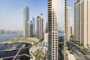 Fotografie z fotogalerie ubytování Magnificent Cozy 2BR Creek View v Dubaji