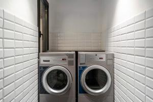 Fotografie z fotogalerie ubytování Enjoybcn Colon Apartments v destinaci Barcelona