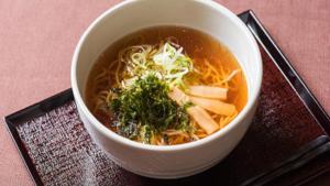 酒店内部或周边提供的食物