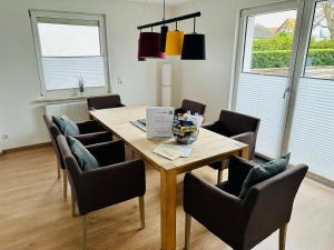 Χώρος καθιστικού στο Haus Brockenblick #Garten #ruhige Lage #PS 5 #Netflix von Harztraveler