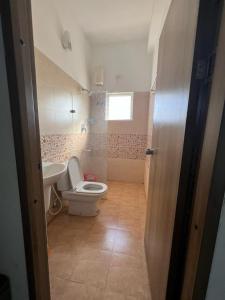 Ένα μπάνιο στο Villa 15 - 2 BHK villa in Pondicherry
