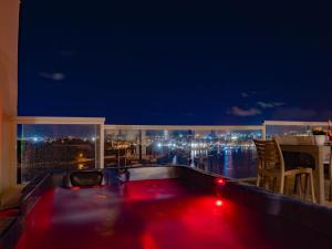 Balkón nebo terasa v ubytování Exceptional Tigne Seafront Apartments by Shortletsmalta