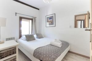 Posteľ alebo postele v izbe v ubytovaní Nook 43 The Corner Central 3 bedroom Apt