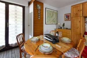 Фотография из галереи Le Petit Cocon в городе Les Trabets +13 фотографий