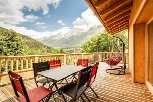 Balkón alebo terasa v ubytovaní Delys - Renovated - Beside Park - Climbing wall - Hikes - Mont-Blanc views