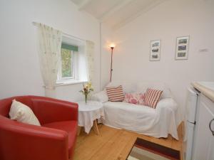 A seating area at 1 bed property in Fowey SYBAR
