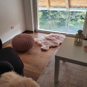 Istumisnurk majutusasutuses Apartmani Vukmanović