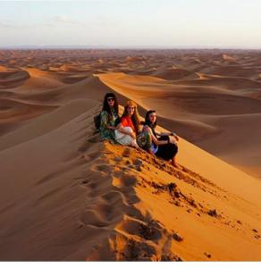 Ospiti di Desert Bivouac Mhamid