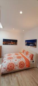 A bed or beds in a room at BARBARA Classy Apartment 101