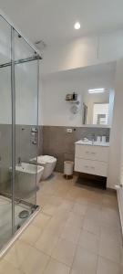A bathroom at BARBARA Classy Apartment 101