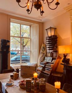 B&B Röderhaus Guesthouse Goedereede的休息区