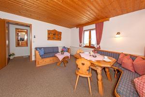 Posezení v ubytování Gästehaus Menkenbauer