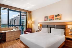Posteľ alebo postele v izbe v ubytovaní Hilton Garden Inn Sevilla